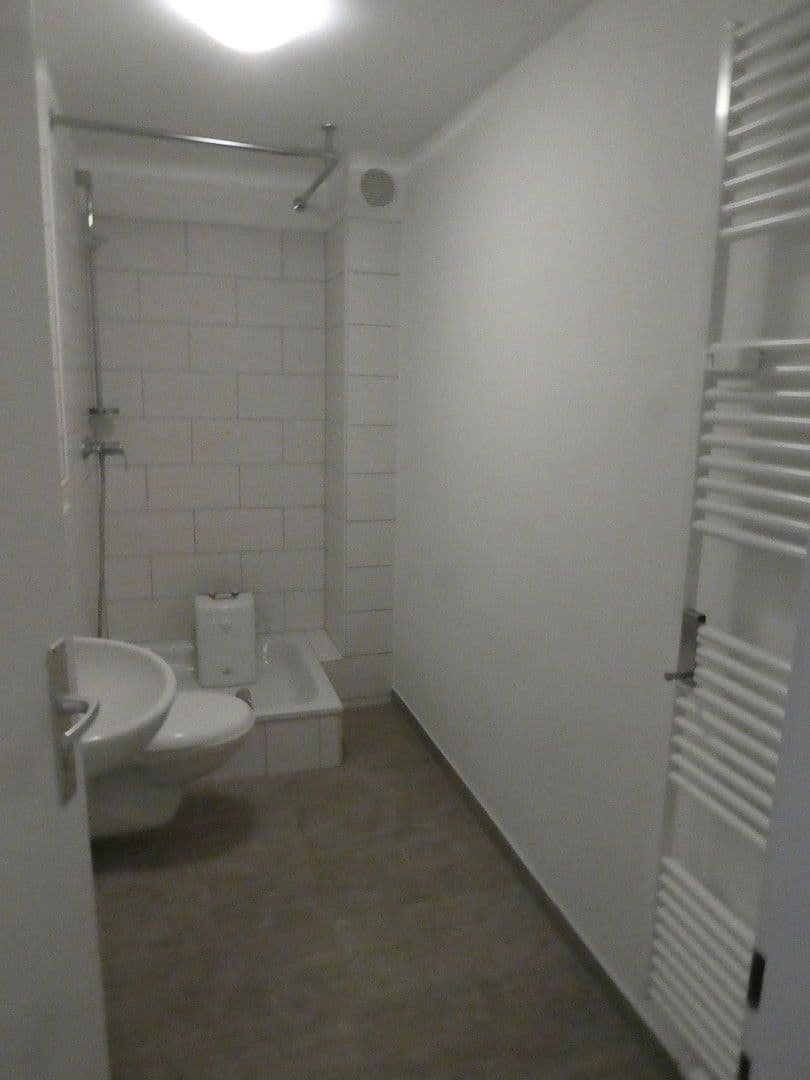 Prenájom bytu 1-izbový 31 m², Kaiserslautern, Porýnie-Falcko Prenájom bytu 1-izbový 31 m², Kaiserslautern, Porýnie-Falcko