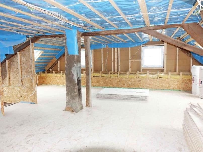 Predaj domu 294 m², pozemek 343 m², Heimweiler, Porýnie-Falcko Predaj domu 294 m², pozemek 343 m², Heimweiler, Porýnie-Falcko