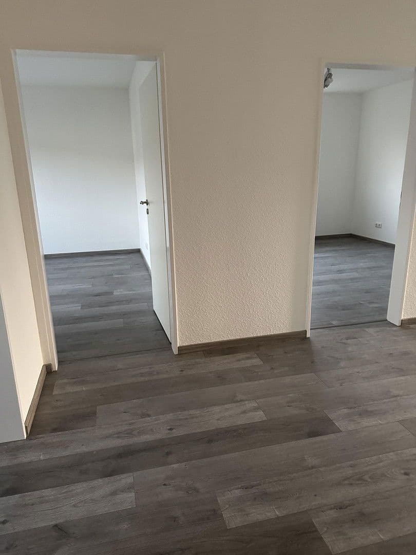 Prenájom bytu 3-izbový 88 m², Gladbeck, Severné Porýnie - Westfálsko Prenájom bytu 3-izbový 88 m², Gladbeck, Severné Porýnie - Westfálsko