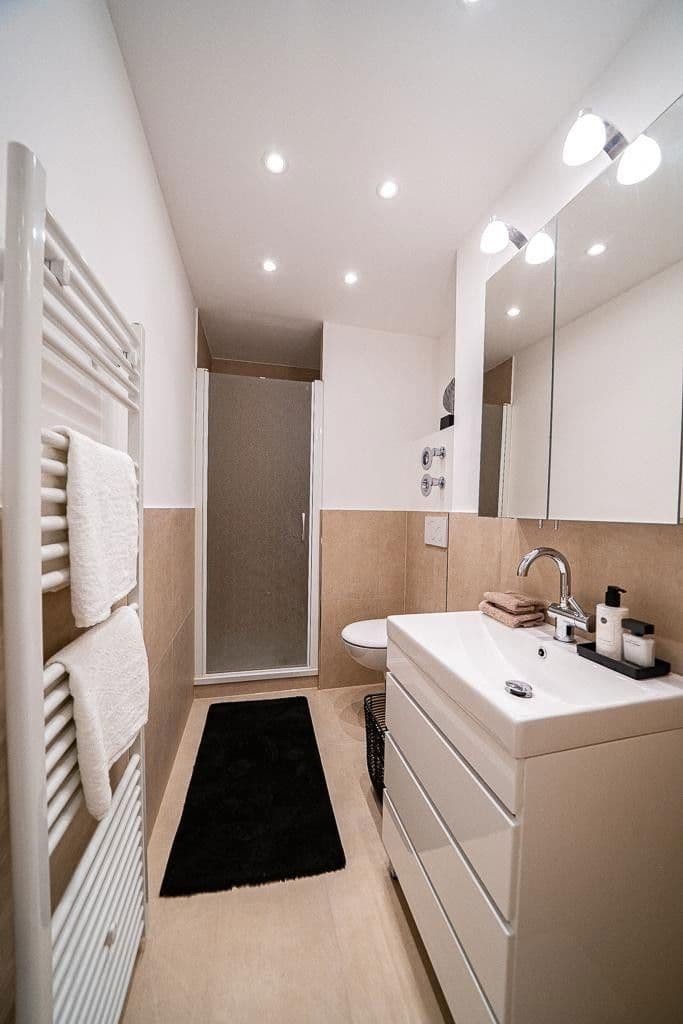 Predaj bytu 3-izbový 77 m², Waisenhausgasse 11, Köln, Severné Porýnie - Westfálsko Predaj bytu 3-izbový 77 m², Waisenhausgasse 11, Köln, Severné Porýnie - Westfálsko