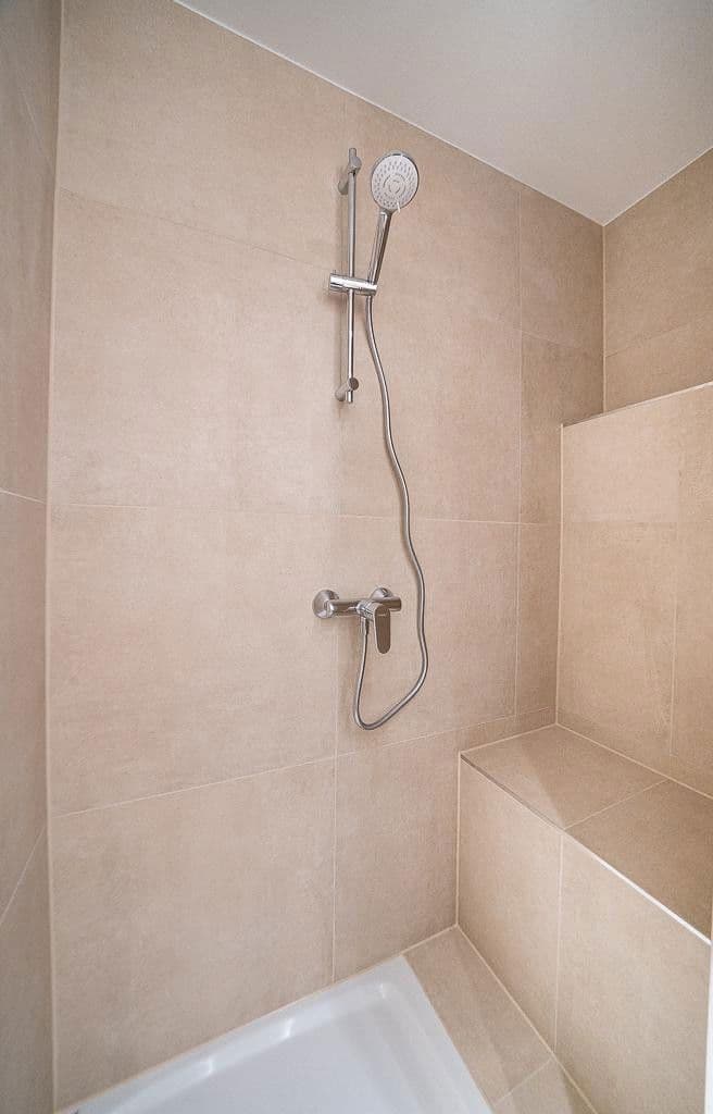 Predaj bytu 3-izbový 77 m², Waisenhausgasse 11, Köln, Severné Porýnie - Westfálsko Predaj bytu 3-izbový 77 m², Waisenhausgasse 11, Köln, Severné Porýnie - Westfálsko