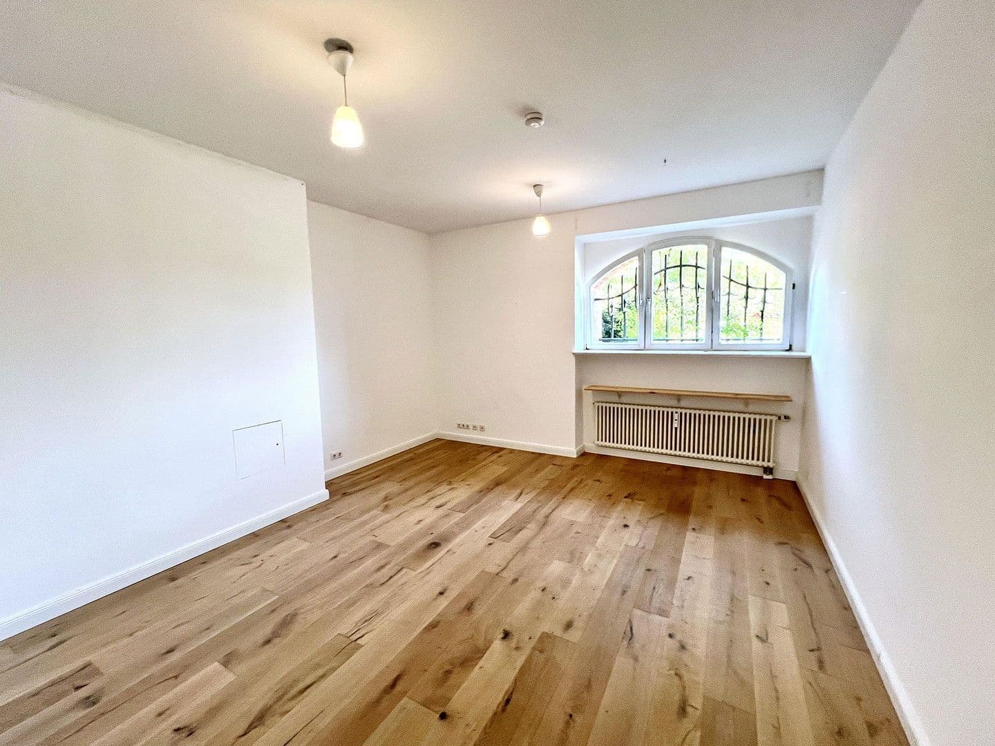 Predaj bytu 6-izbový 219 m², Berlin, Berlín Predaj bytu 6-izbový 219 m², Berlin, Berlín