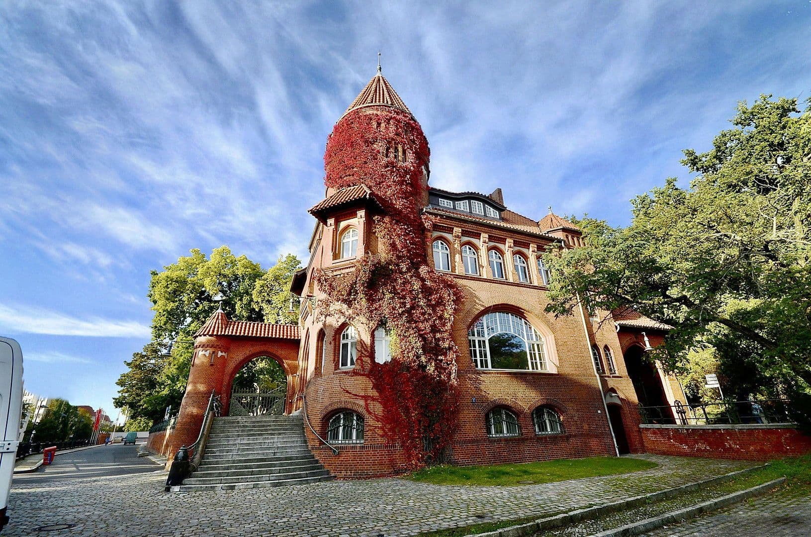 Predaj bytu 6-izbový 219 m², Berlin, Berlín Predaj bytu 6-izbový 219 m², Berlin, Berlín