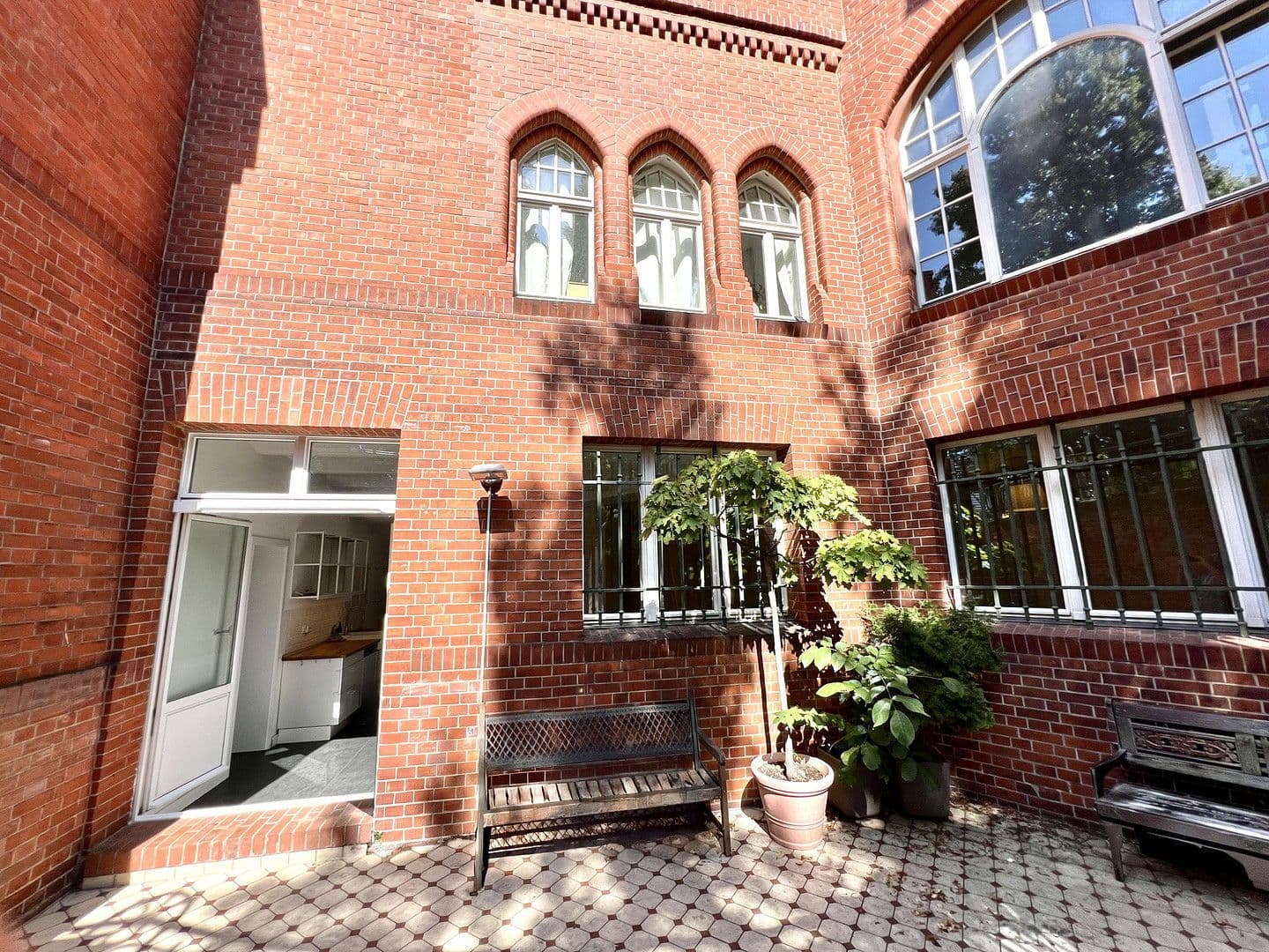 Predaj bytu 6-izbový 219 m², Berlin, Berlín Predaj bytu 6-izbový 219 m², Berlin, Berlín