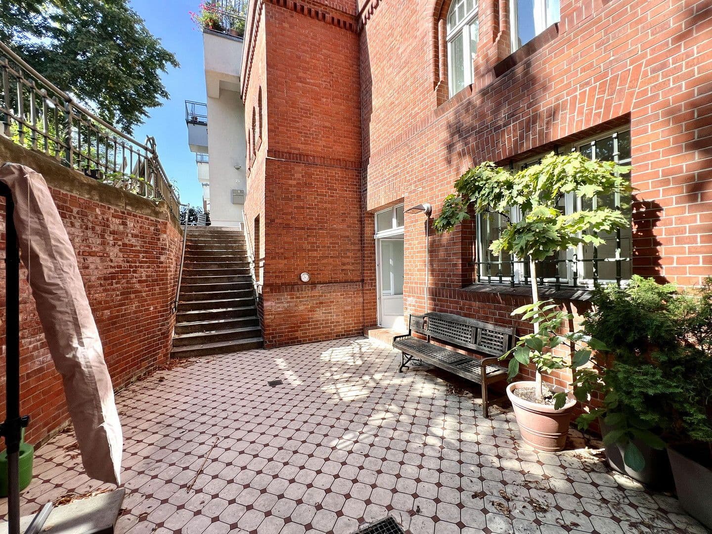 Predaj bytu 6-izbový 219 m², Berlin, Berlín Predaj bytu 6-izbový 219 m², Berlin, Berlín