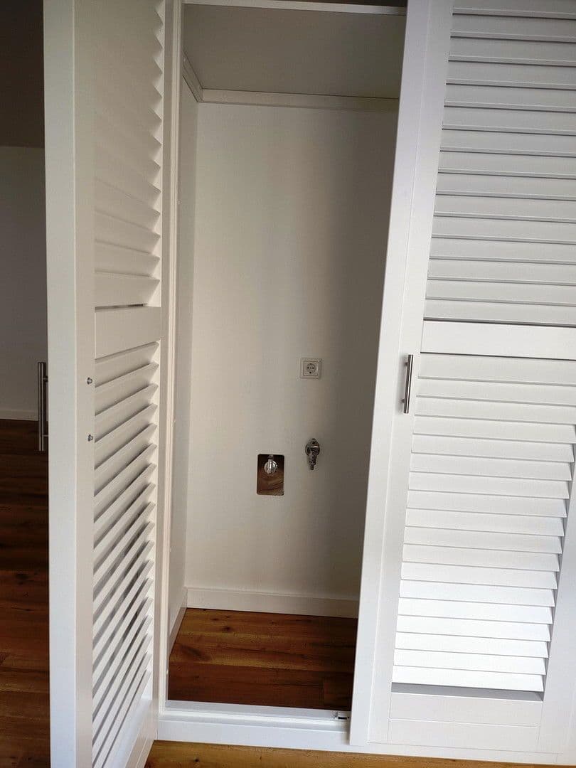 Predaj bytu 3-izbový 115 m², Halle, Sasko-Anhaltsko Predaj bytu 3-izbový 115 m², Halle, Sasko-Anhaltsko