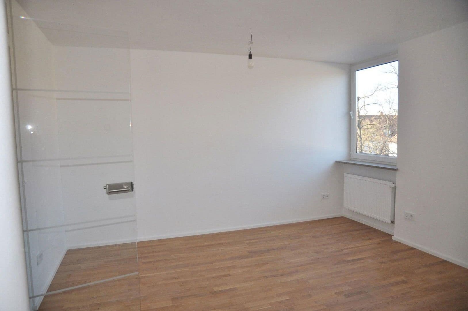 Predaj bytu 4-izbový 111 m², Milbertshofen - München, Bavorsko Predaj bytu 4-izbový 111 m², Milbertshofen - München, Bavorsko