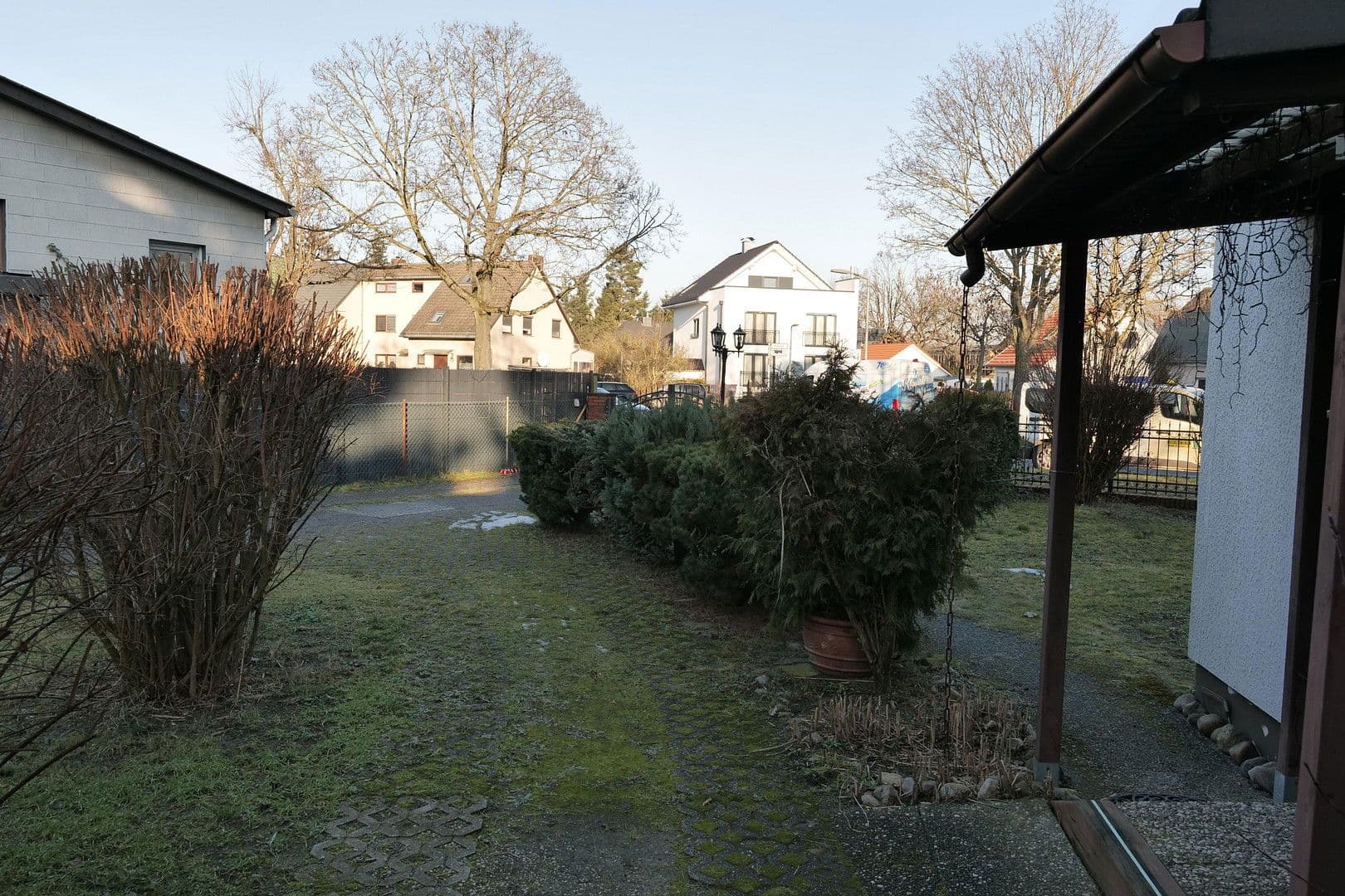 Predaj domu 120 m², pozemek 341 m², Krokusstraße 14, Berlin-Rudow, Berlín Predaj domu 120 m², pozemek 341 m², Krokusstraße 14, Berlin-Rudow, Berlín