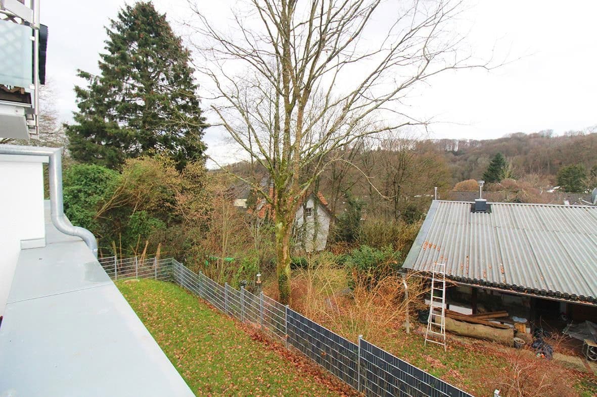 Prenájom bytu 2-izbový 70 m², Dorfstraße 48, Overath, Severné Porýnie - Westfálsko Prenájom bytu 2-izbový 70 m², Dorfstraße 48, Overath, Severné Porýnie - Westfálsko