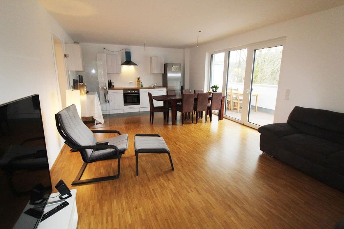 Prenájom bytu 2-izbový 70 m², Dorfstraße 48, Overath, Severné Porýnie - Westfálsko Prenájom bytu 2-izbový 70 m², Dorfstraße 48, Overath, Severné Porýnie - Westfálsko