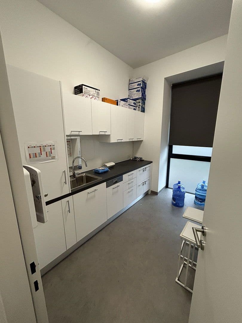 Prenájom kancelárie 72 m², Wien, Viedeň Prenájom kancelárie 72 m², Wien, Viedeň