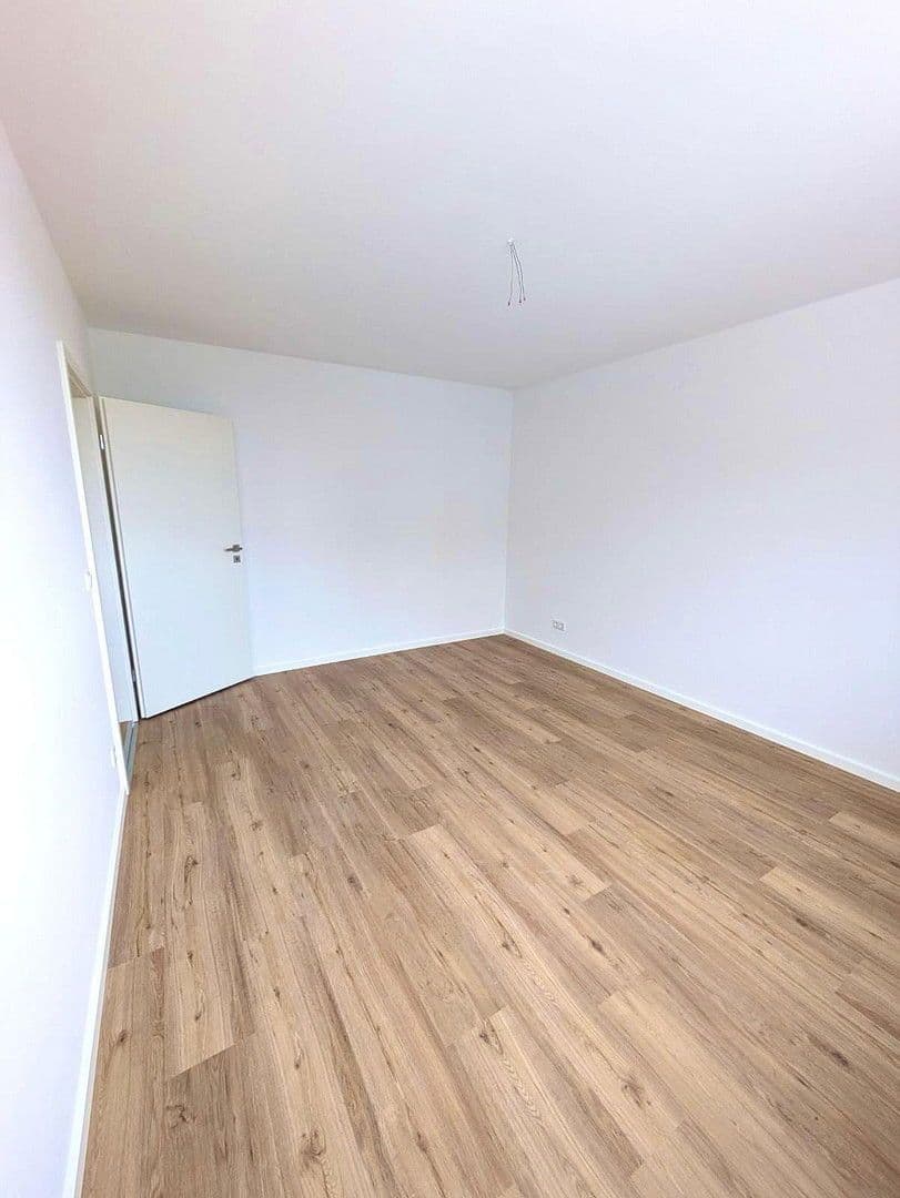 Prenájom bytu 3-izbový 70 m², Denninger Str. 202, München, Bavorsko Prenájom bytu 3-izbový 70 m², Denninger Str. 202, München, Bavorsko