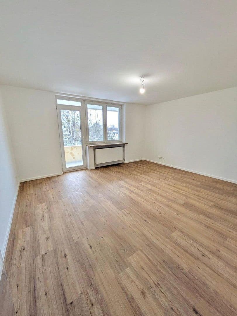 Prenájom bytu 3-izbový 70 m², Denninger Str. 202, München, Bavorsko Prenájom bytu 3-izbový 70 m², Denninger Str. 202, München, Bavorsko