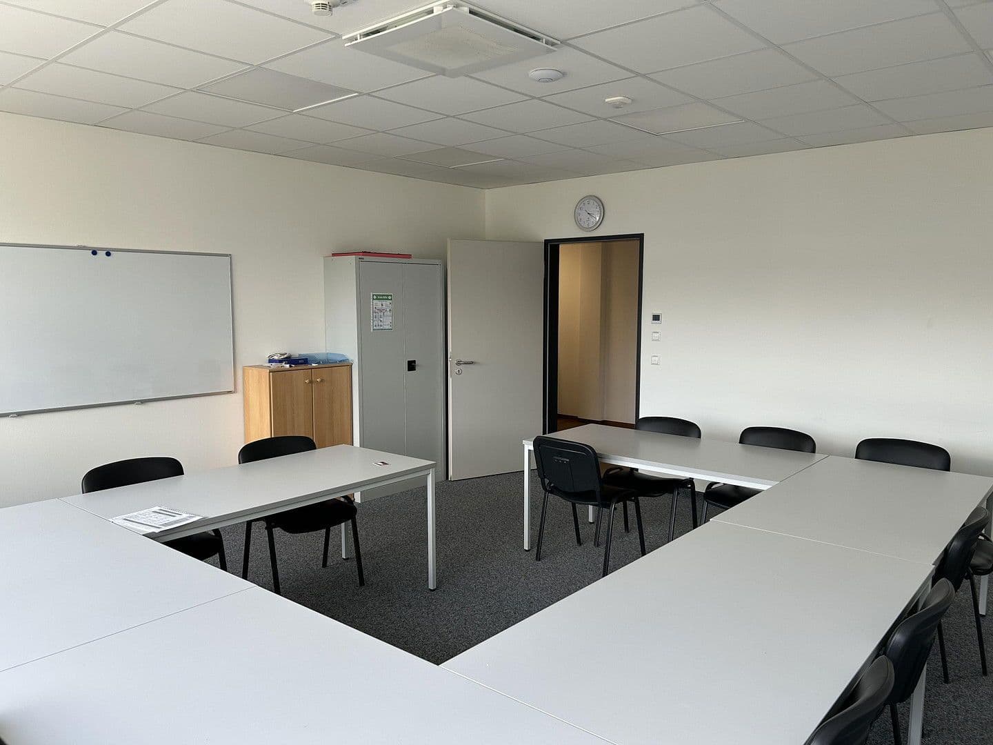 Prenájom kancelárie 742 m², Jena, Durínsko Prenájom kancelárie 742 m², Jena, Durínsko