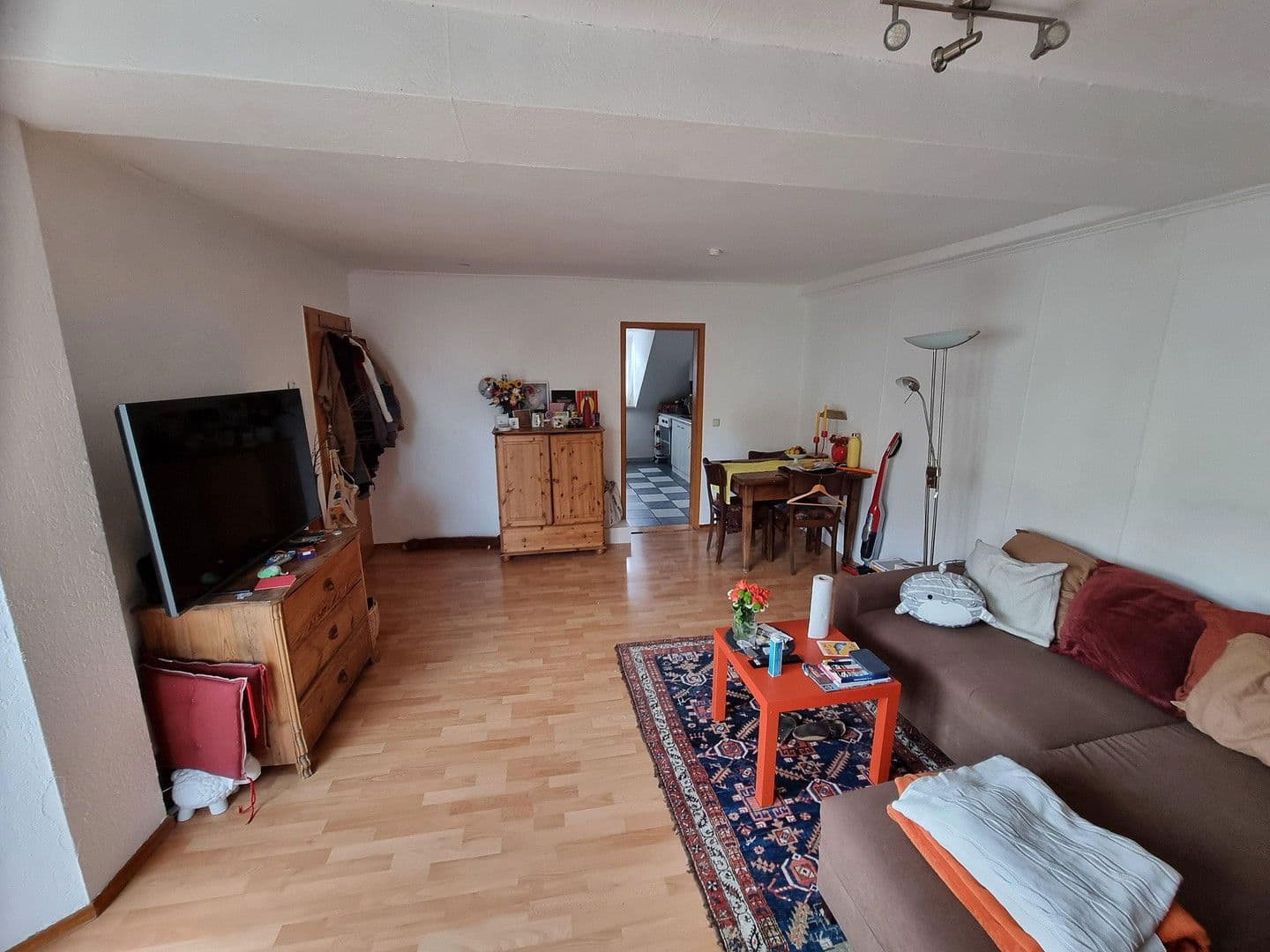 Predaj domu 110 m², pozemek 133 m², Friedrichstraße 44, Mainz-Kostheim, Hesensko Predaj domu 110 m², pozemek 133 m², Friedrichstraße 44, Mainz-Kostheim, Hesensko