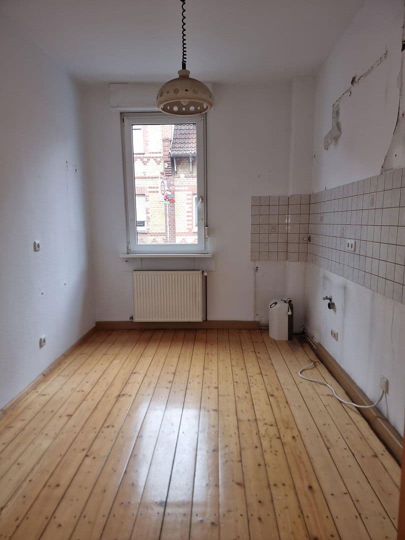 Predaj domu 110 m², pozemek 133 m², Friedrichstraße 44, Mainz-Kostheim, Hesensko Predaj domu 110 m², pozemek 133 m², Friedrichstraße 44, Mainz-Kostheim, Hesensko