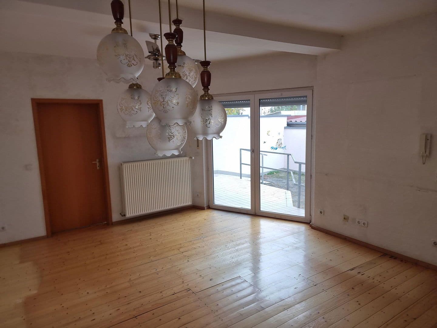 Predaj domu 110 m², pozemek 133 m², Friedrichstraße 44, Mainz-Kostheim, Hesensko Predaj domu 110 m², pozemek 133 m², Friedrichstraße 44, Mainz-Kostheim, Hesensko