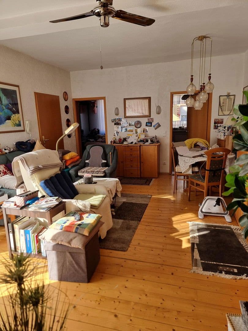 Predaj domu 110 m², pozemek 133 m², Friedrichstraße 44, Mainz-Kostheim, Hesensko Predaj domu 110 m², pozemek 133 m², Friedrichstraße 44, Mainz-Kostheim, Hesensko