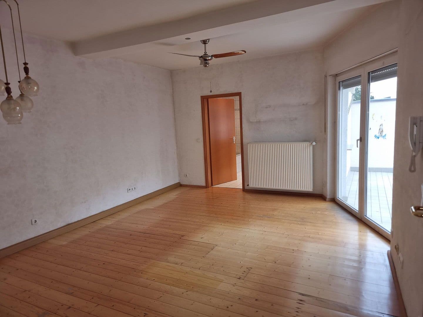 Predaj domu 110 m², pozemek 133 m², Friedrichstraße 44, Mainz-Kostheim, Hesensko Predaj domu 110 m², pozemek 133 m², Friedrichstraße 44, Mainz-Kostheim, Hesensko