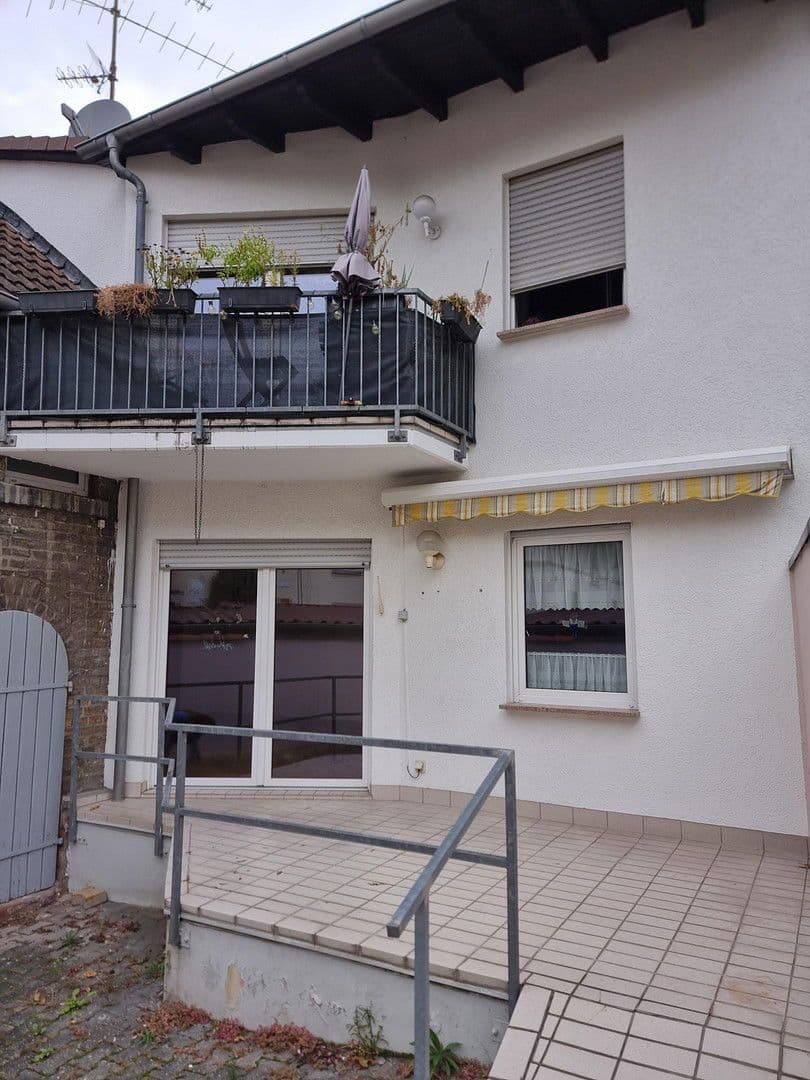 Predaj domu 110 m², pozemek 133 m², Friedrichstraße 44, Mainz-Kostheim, Hesensko Predaj domu 110 m², pozemek 133 m², Friedrichstraße 44, Mainz-Kostheim, Hesensko