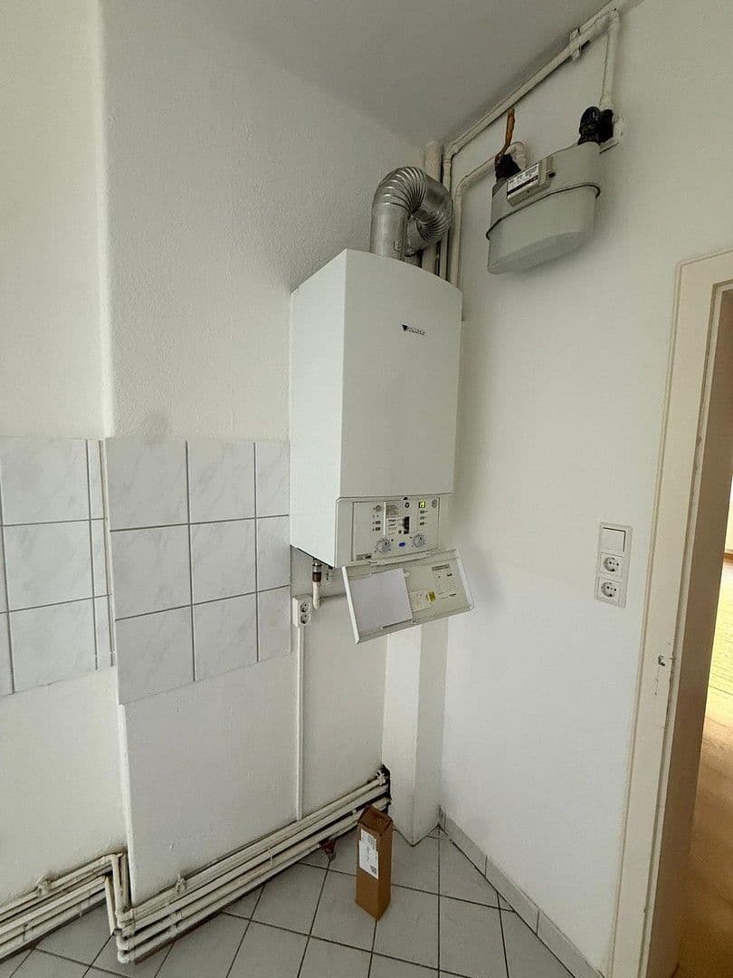 Prenájom bytu 3-izbový 78 m², Zwinglistr.6, Hannover, Dolné Sasko Prenájom bytu 3-izbový 78 m², Zwinglistr.6, Hannover, Dolné Sasko