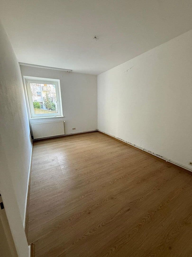 Prenájom bytu 3-izbový 78 m², Zwinglistr.6, Hannover, Dolné Sasko Prenájom bytu 3-izbový 78 m², Zwinglistr.6, Hannover, Dolné Sasko