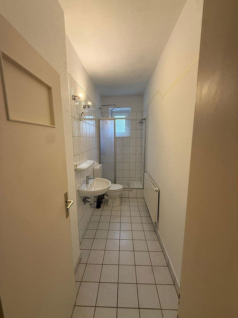 Prenájom bytu 3-izbový 78 m², Zwinglistr.6, Hannover, Dolné Sasko Prenájom bytu 3-izbový 78 m², Zwinglistr.6, Hannover, Dolné Sasko