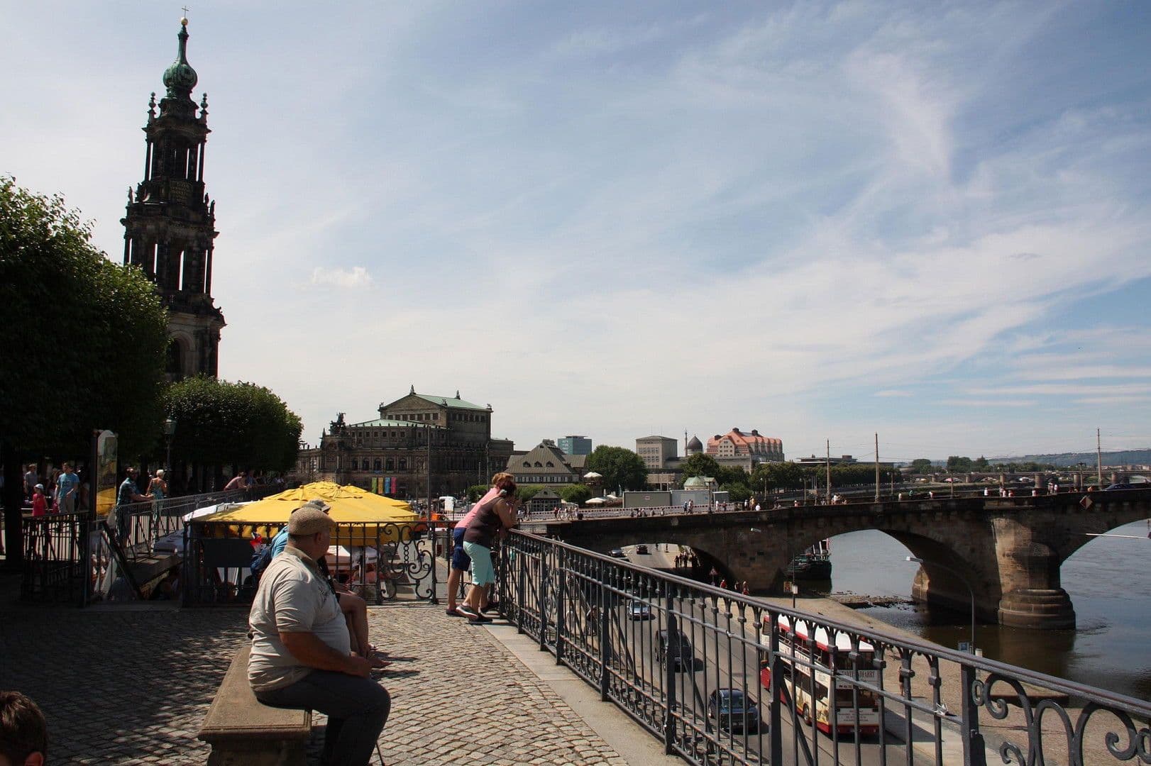 Predaj bytu 2-izbový 70 m², Dresden, Sasko Predaj bytu 2-izbový 70 m², Dresden, Sasko