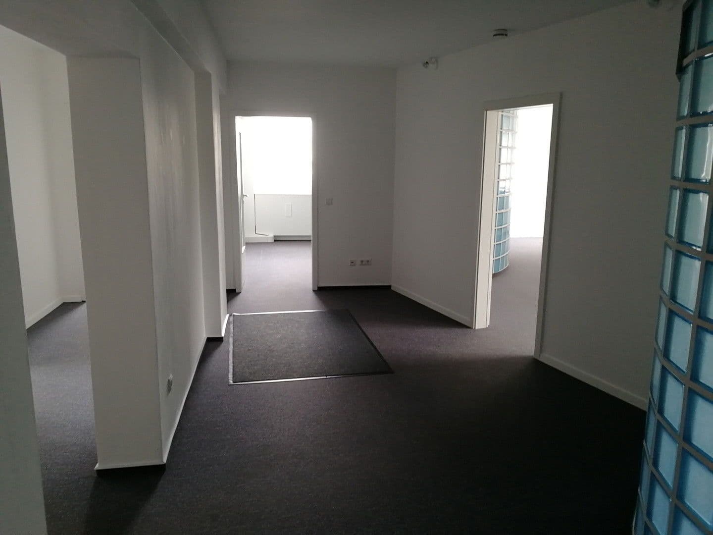 Prenájom kancelárie 170 m², Landau, Porýnie-Falcko Prenájom kancelárie 170 m², Landau, Porýnie-Falcko