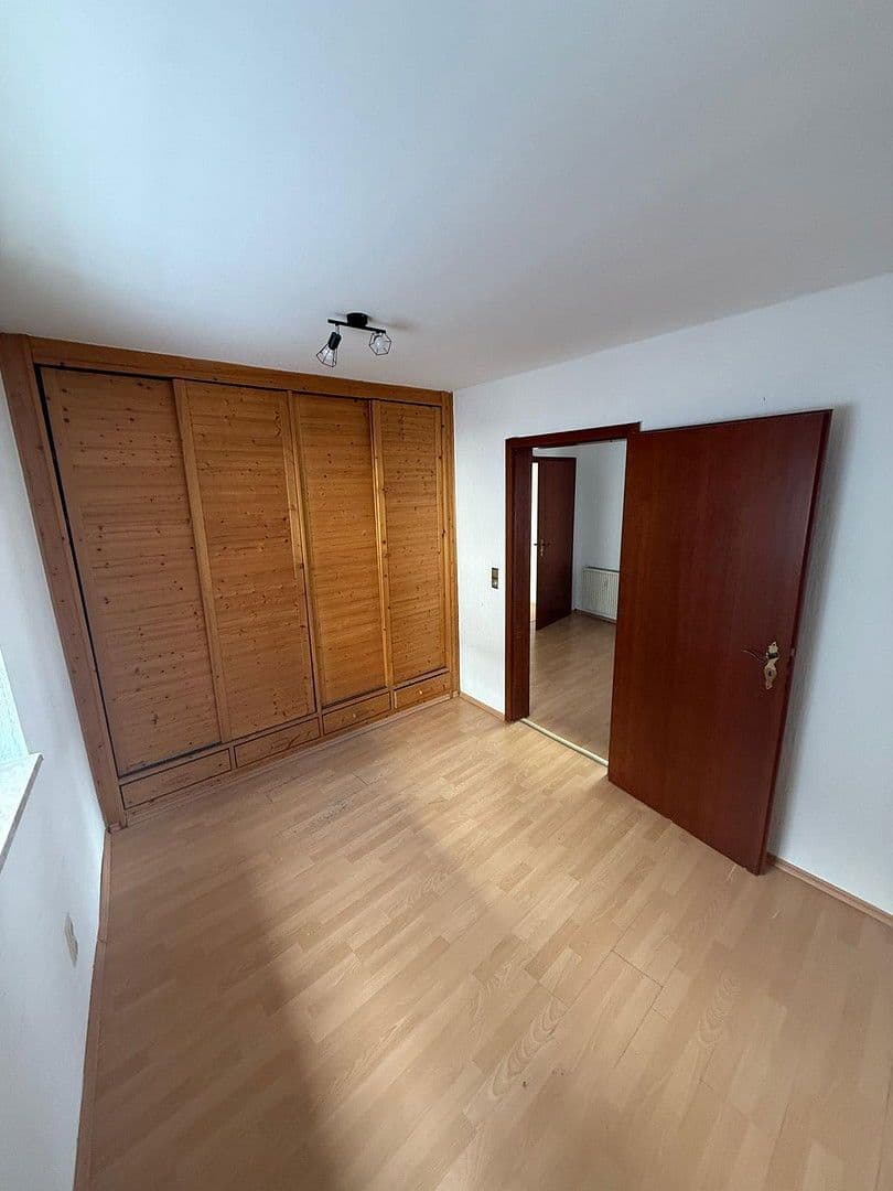 Prenájom bytu 4-izbový 100 m², Frankweiler, Porýnie-Falcko Prenájom bytu 4-izbový 100 m², Frankweiler, Porýnie-Falcko