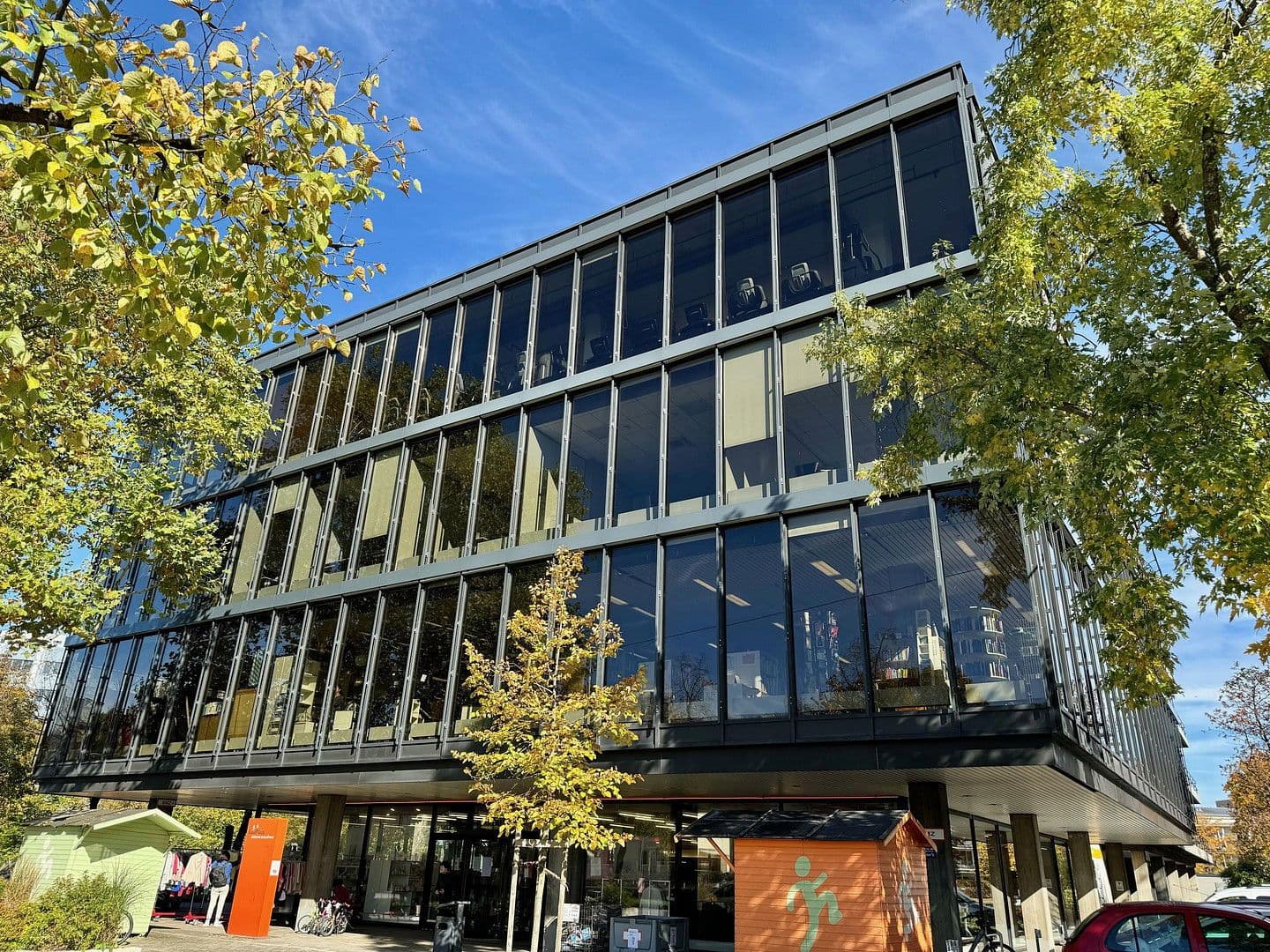 Prenájom kancelárie 6.616 m², München, Bavorsko Prenájom kancelárie 6.616 m², München, Bavorsko