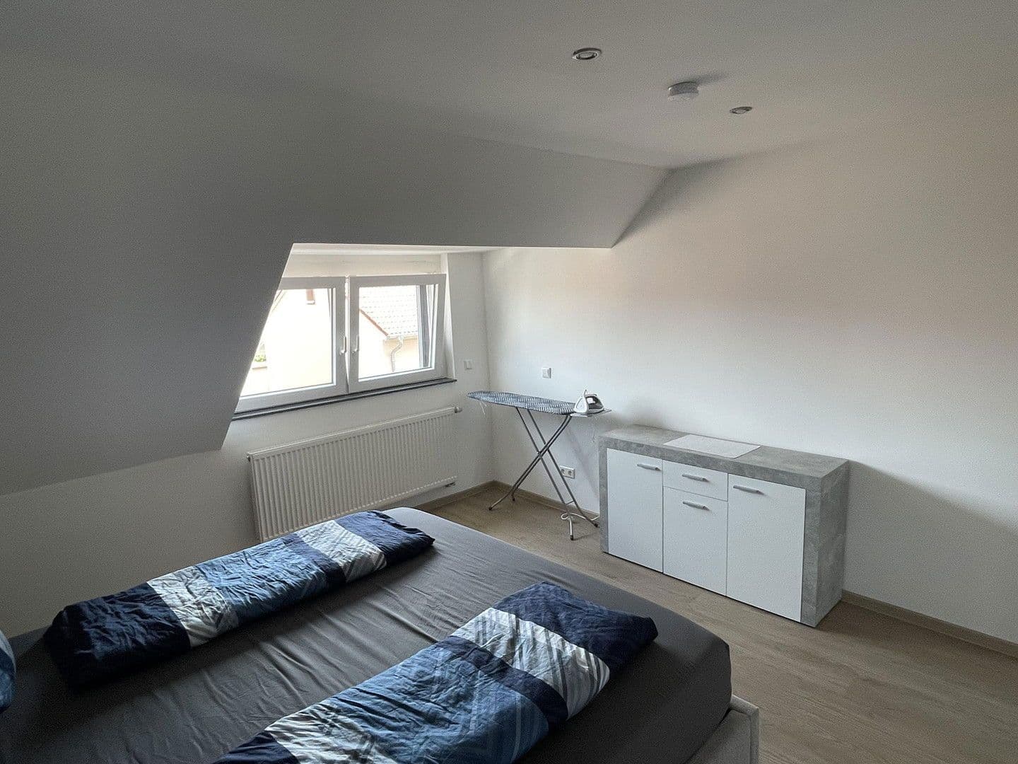 Prenájom bytu 3-izbový 85 m², Sankt-Gallus-Straße 23, Ludwigshafen am Rhein, Porýnie-Falcko Prenájom bytu 3-izbový 85 m², Sankt-Gallus-Straße 23, Ludwigshafen am Rhein, Porýnie-Falcko