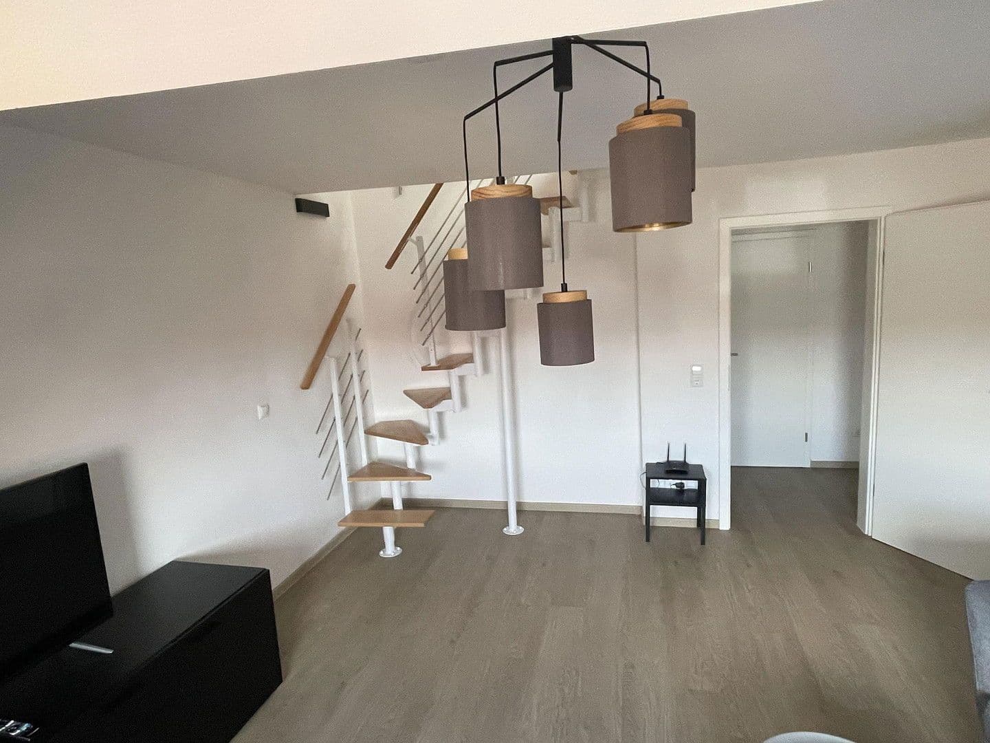 Prenájom bytu 3-izbový 85 m², Sankt-Gallus-Straße 23, Ludwigshafen am Rhein, Porýnie-Falcko Prenájom bytu 3-izbový 85 m², Sankt-Gallus-Straße 23, Ludwigshafen am Rhein, Porýnie-Falcko