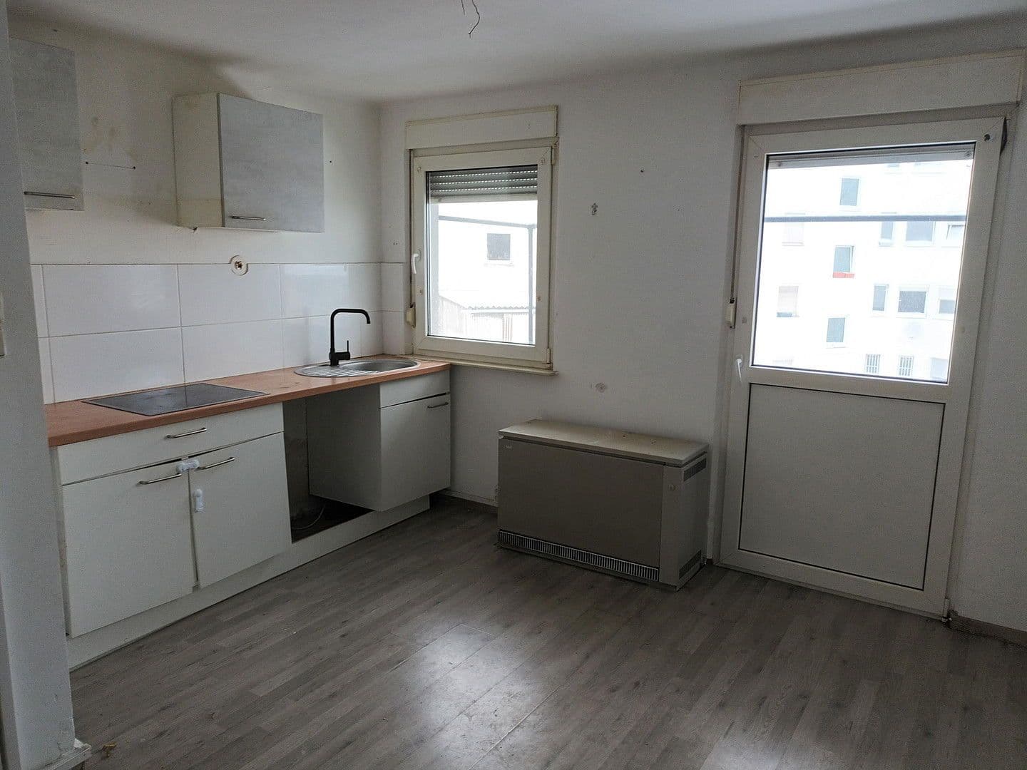 Prenájom bytu 4-izbový 100 m², Dankelsbachstraße 15, Pirmasens, Porýnie-Falcko Prenájom bytu 4-izbový 100 m², Dankelsbachstraße 15, Pirmasens, Porýnie-Falcko