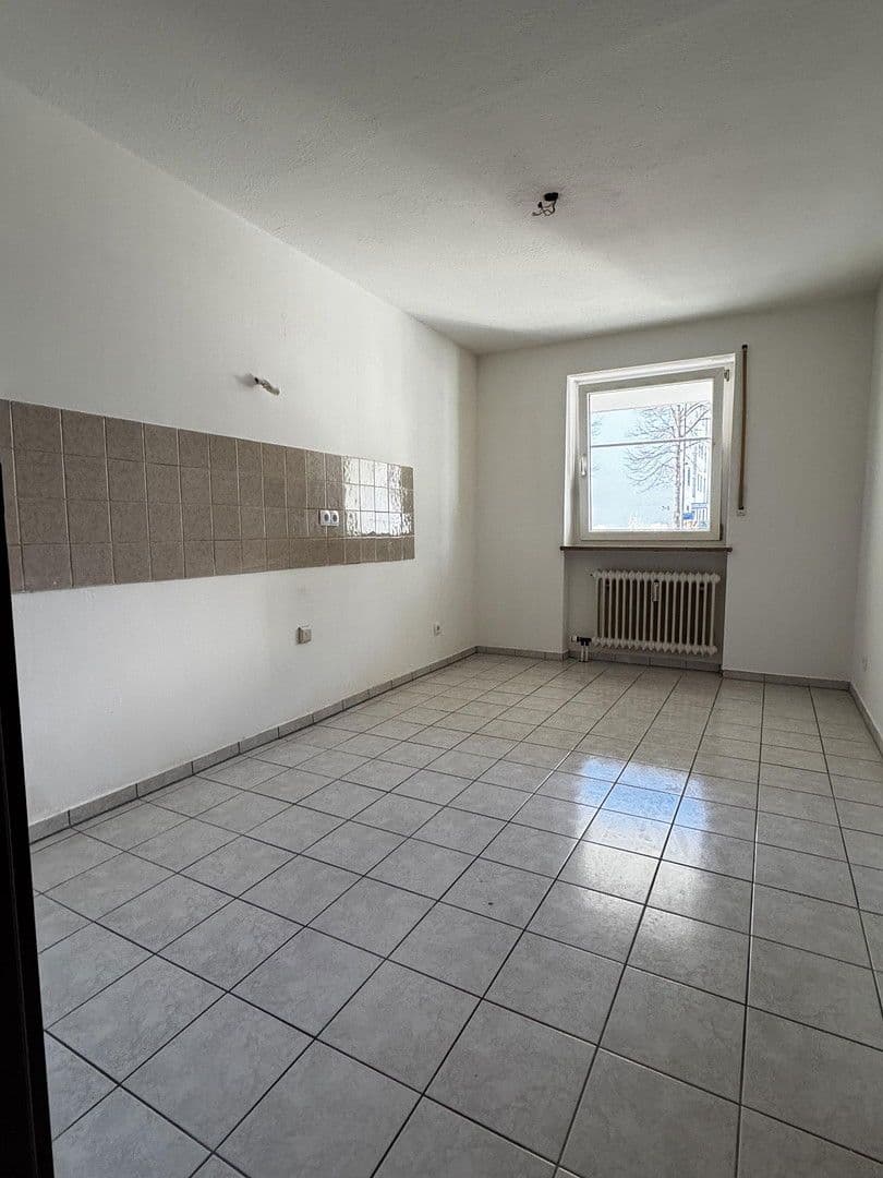 Prenájom bytu 3-izbový 85 m², Virchowstr. 2, Stadtbergen, Bavorsko Prenájom bytu 3-izbový 85 m², Virchowstr. 2, Stadtbergen, Bavorsko