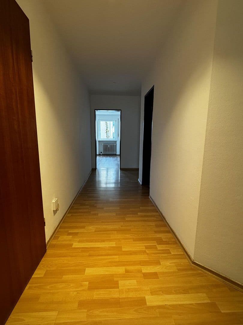 Prenájom bytu 3-izbový 85 m², Virchowstr. 2, Stadtbergen, Bavorsko Prenájom bytu 3-izbový 85 m², Virchowstr. 2, Stadtbergen, Bavorsko