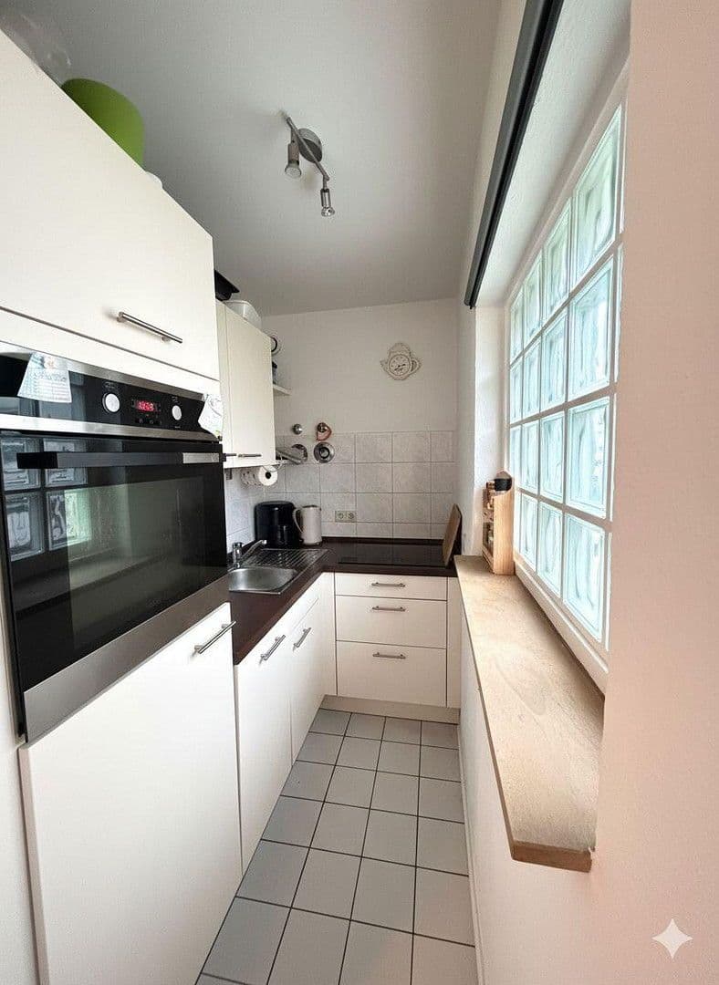 Prenájom bytu 1-izbový 35 m², Laubestraße 1, Leipzig, Sasko Prenájom bytu 1-izbový 35 m², Laubestraße 1, Leipzig, Sasko