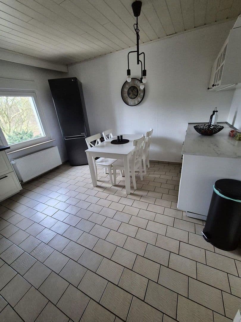 Prenájom bytu 4-izbový 101 m², Herten, Severné Porýnie - Westfálsko Prenájom bytu 4-izbový 101 m², Herten, Severné Porýnie - Westfálsko