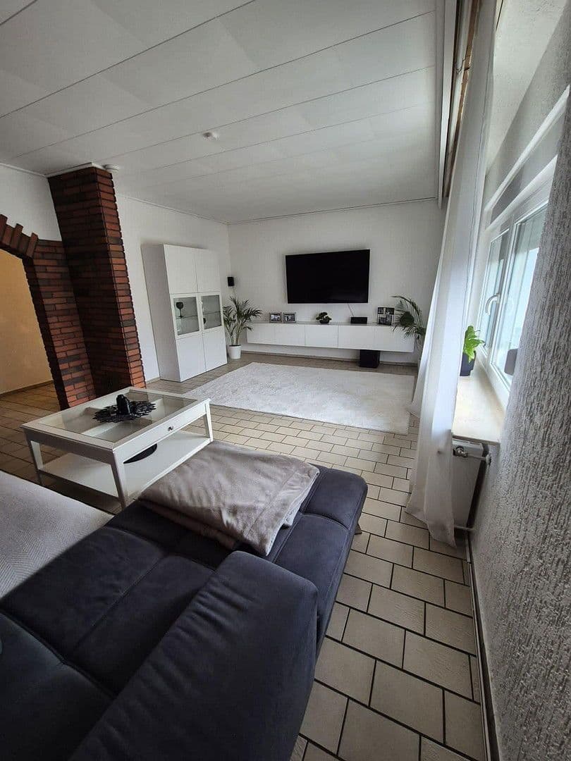 Prenájom bytu 4-izbový 101 m², Herten, Severné Porýnie - Westfálsko Prenájom bytu 4-izbový 101 m², Herten, Severné Porýnie - Westfálsko