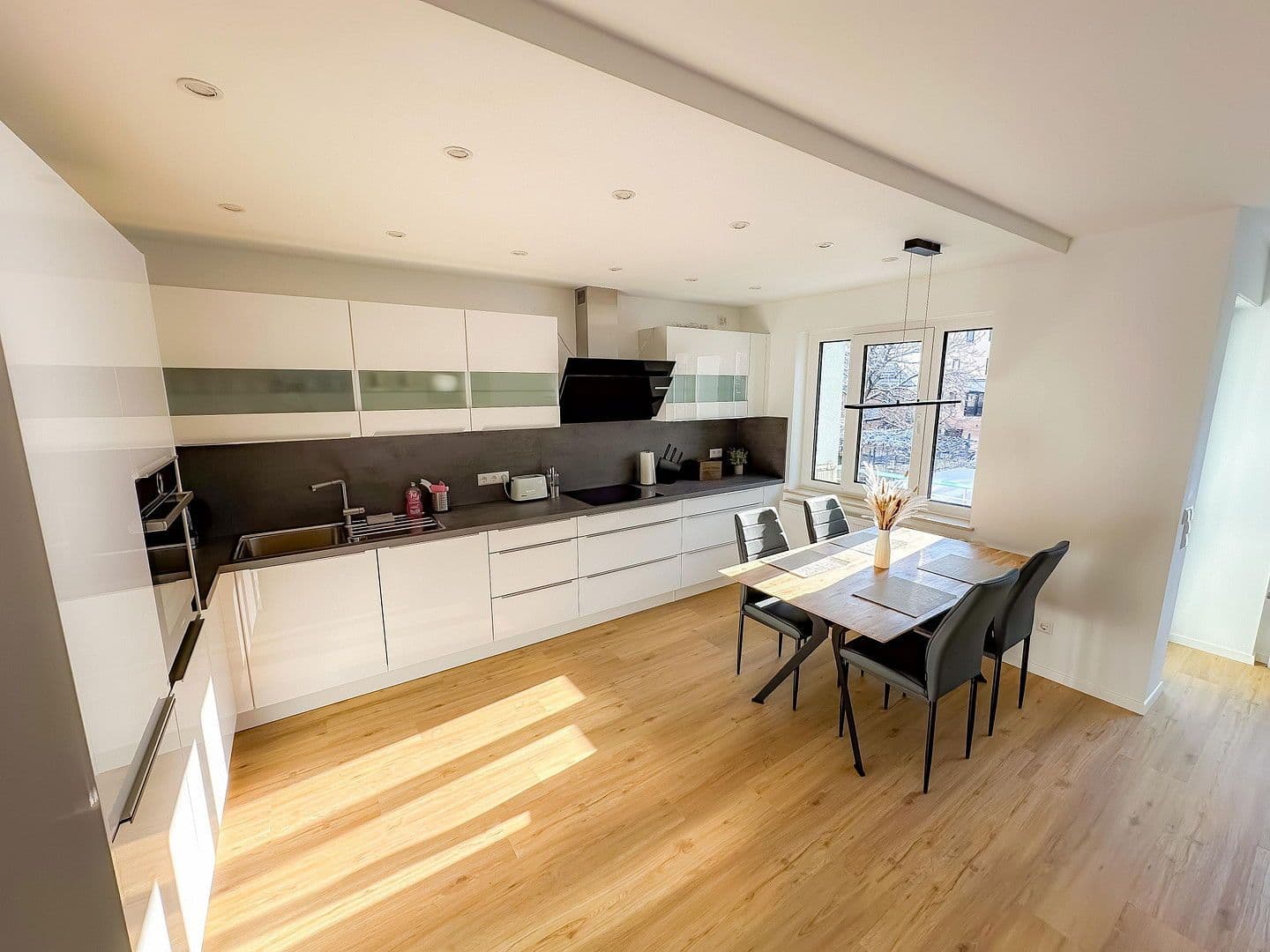 Predaj bytu 2-izbový 52 m², Böblingen, Bádensko-Wurttembersko Predaj bytu 2-izbový 52 m², Böblingen, Bádensko-Wurttembersko