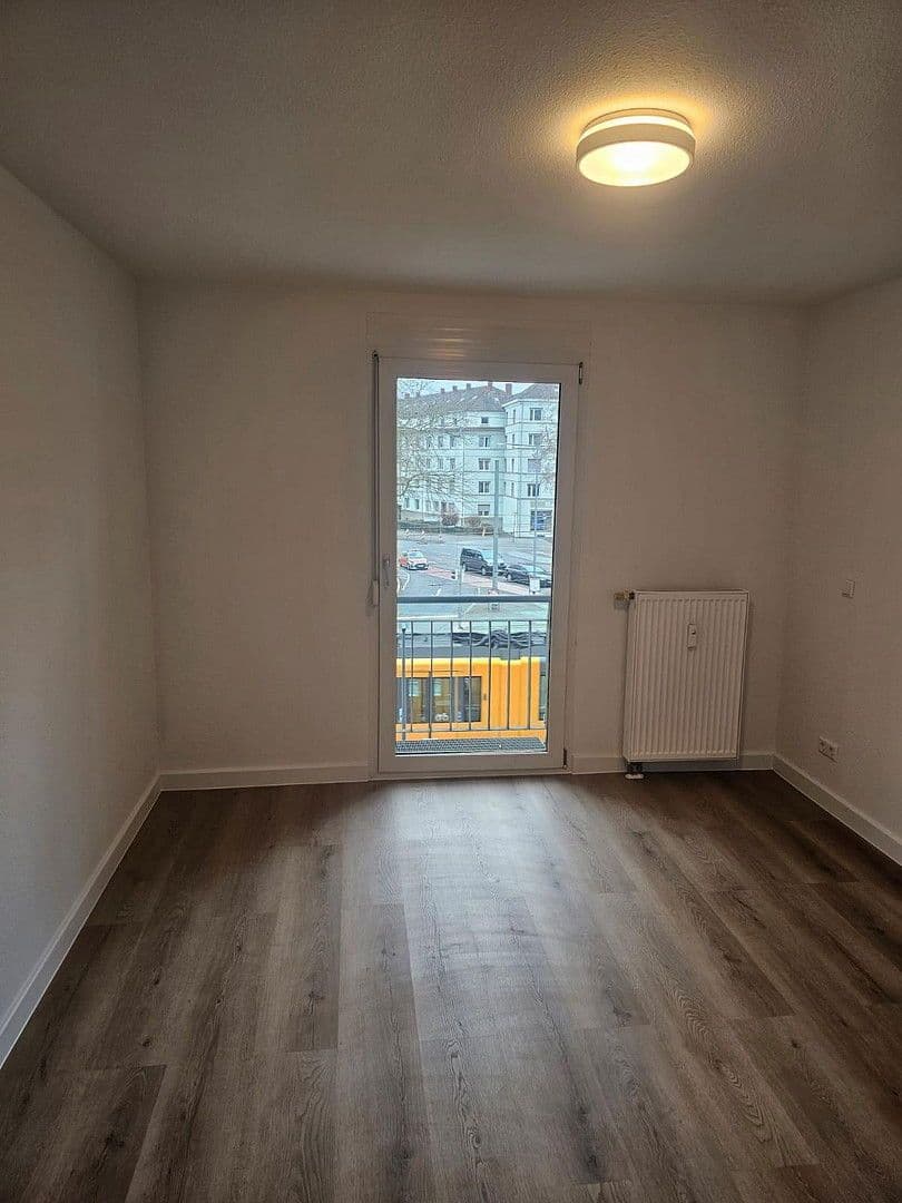 Prenájom bytu 2-izbový 68 m², Durlacher Allee 27, Karlsruhe, Bádensko-Wurttembersko Prenájom bytu 2-izbový 68 m², Durlacher Allee 27, Karlsruhe, Bádensko-Wurttembersko