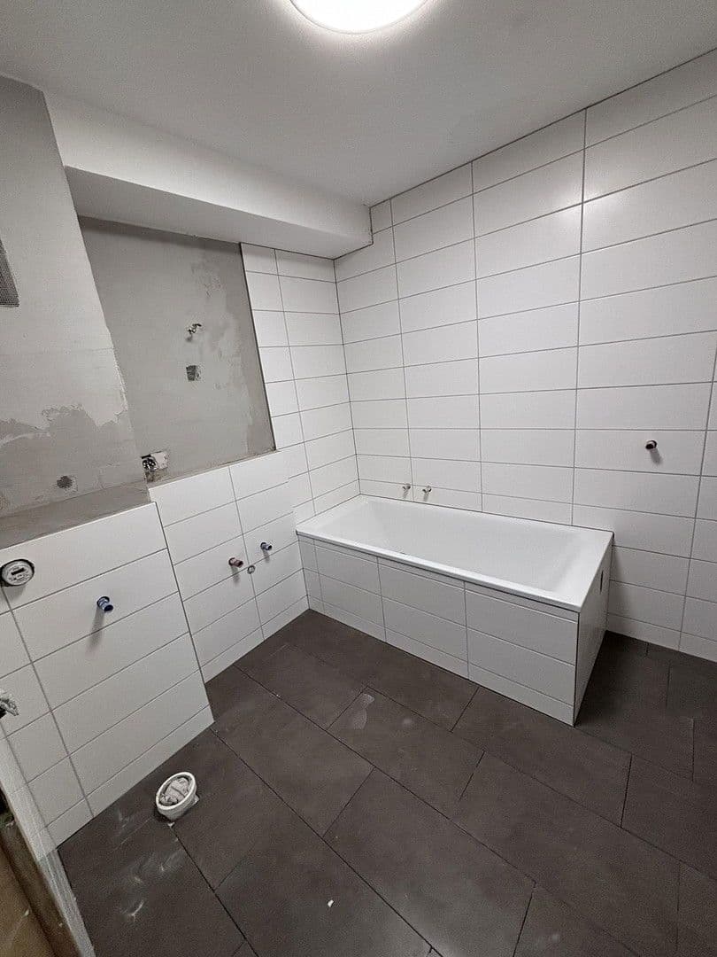 Prenájom bytu 3-izbový 76 m², Siegelsdorfer Straße 22a, Seukendorf, Bavorsko Prenájom bytu 3-izbový 76 m², Siegelsdorfer Straße 22a, Seukendorf, Bavorsko