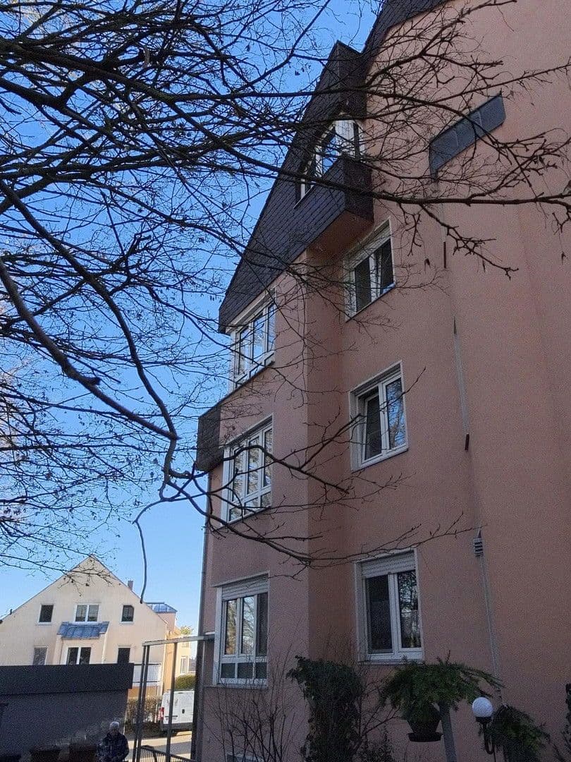 Prenájom bytu 3-izbový 76 m², Siegelsdorfer Straße 22a, Seukendorf, Bavorsko Prenájom bytu 3-izbový 76 m², Siegelsdorfer Straße 22a, Seukendorf, Bavorsko