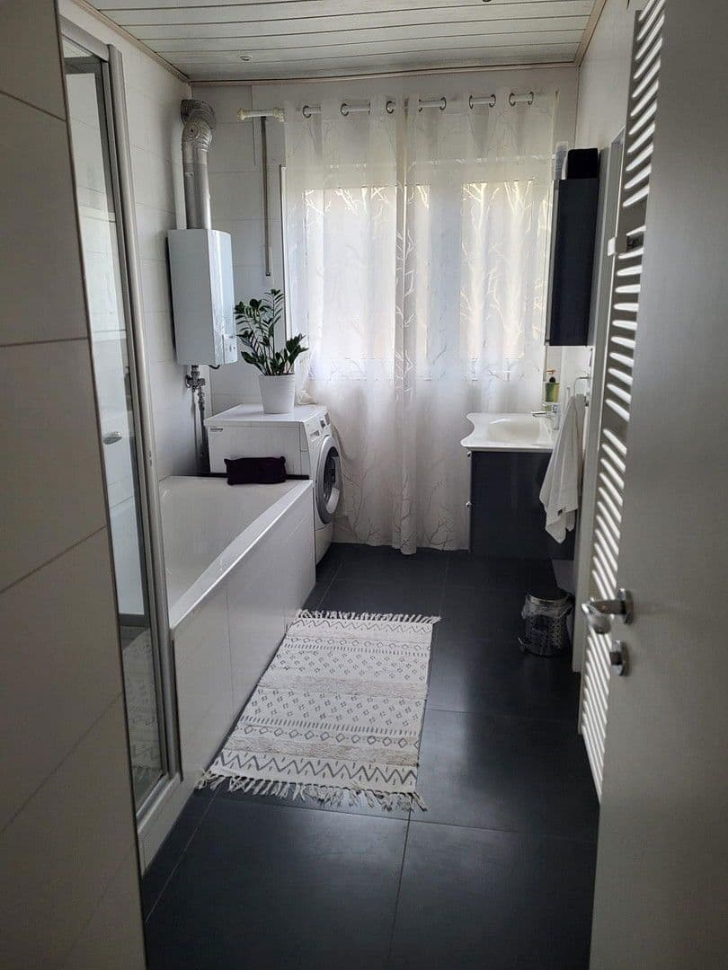 Predaj bytu 4-izbový 117 m², Heilbronn, Bádensko-Wurttembersko Predaj bytu 4-izbový 117 m², Heilbronn, Bádensko-Wurttembersko