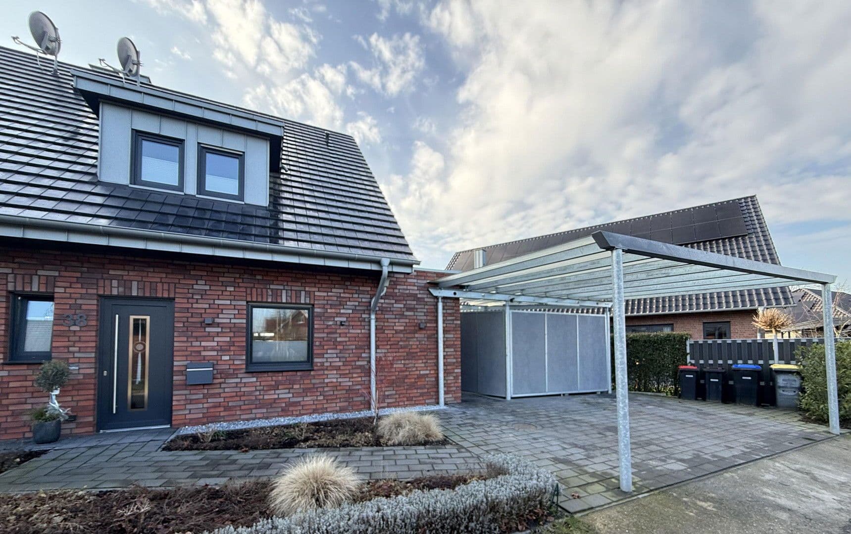 Prenájom domu 107 m², pozemek 240 m², Vreden, Severné Porýnie - Westfálsko Prenájom domu 107 m², pozemek 240 m², Vreden, Severné Porýnie - Westfálsko