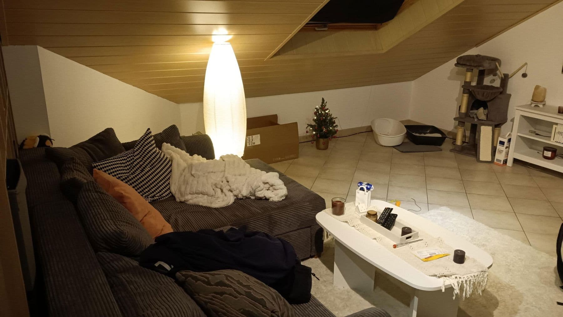 Prenájom bytu 2-izbový 75 m², Buseck, Hesensko Prenájom bytu 2-izbový 75 m², Buseck, Hesensko