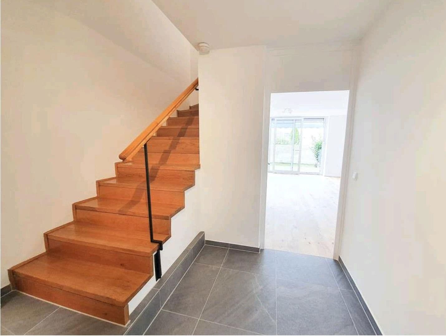 Predaj bytu 3-izbový 95 m², Augsburg, Bavorsko Predaj bytu 3-izbový 95 m², Augsburg, Bavorsko