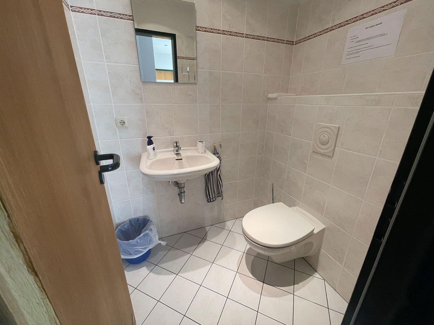 Predaj nebytového priestoru 9.657 m², Borkheide, Brandenbursko Predaj nebytového priestoru 9.657 m², Borkheide, Brandenbursko