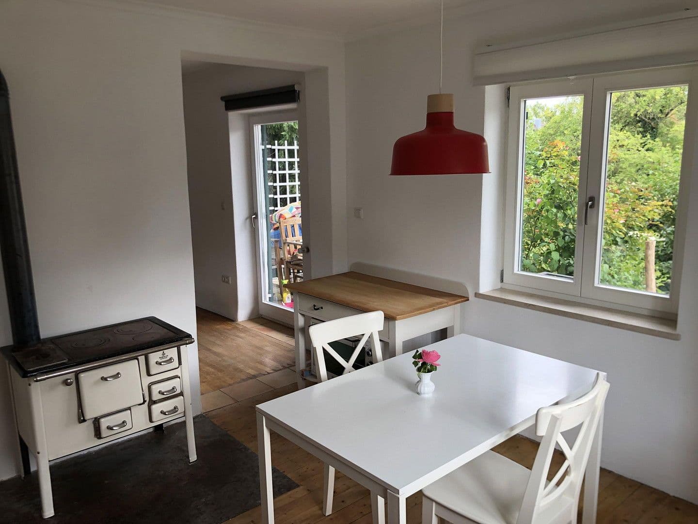 Prenájom bytu 3-izbový 70 m², Schondorf, Bavorsko Prenájom bytu 3-izbový 70 m², Schondorf, Bavorsko