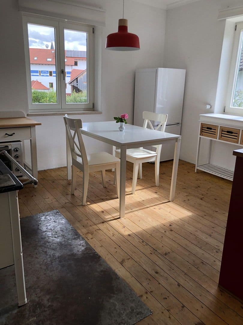 Prenájom bytu 3-izbový 70 m², Schondorf, Bavorsko Prenájom bytu 3-izbový 70 m², Schondorf, Bavorsko